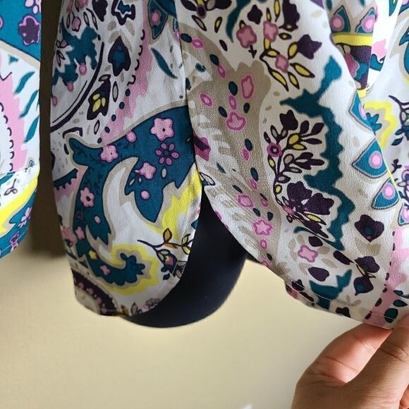 Talbots Floral Long Sleeve Button Up - Picture 5 of 8